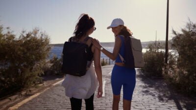 cluse_ss23_look_all_60s_16x9.00_00_39_09.still020